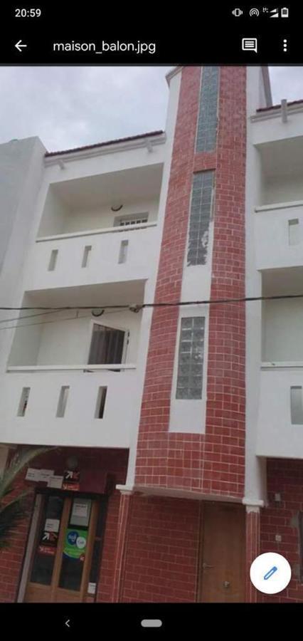 Studio 2 Meuble A Ouakam Comico Dakar Exterior foto